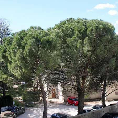 Appart Le Ventoux 몽뗄리마